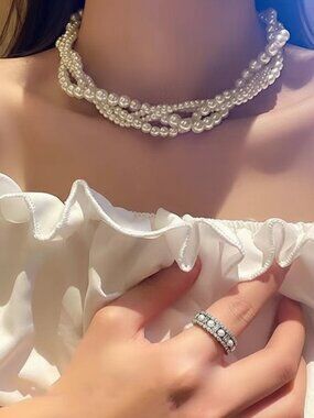 Faux Pearl Bead Twist Choker Necklace Classic & Timeless Elegance Contemporary